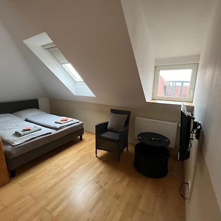 Doppelzimmer, Tv- Bad, Kuehlschrank- Parkplatz-17 Meine Exterior photo