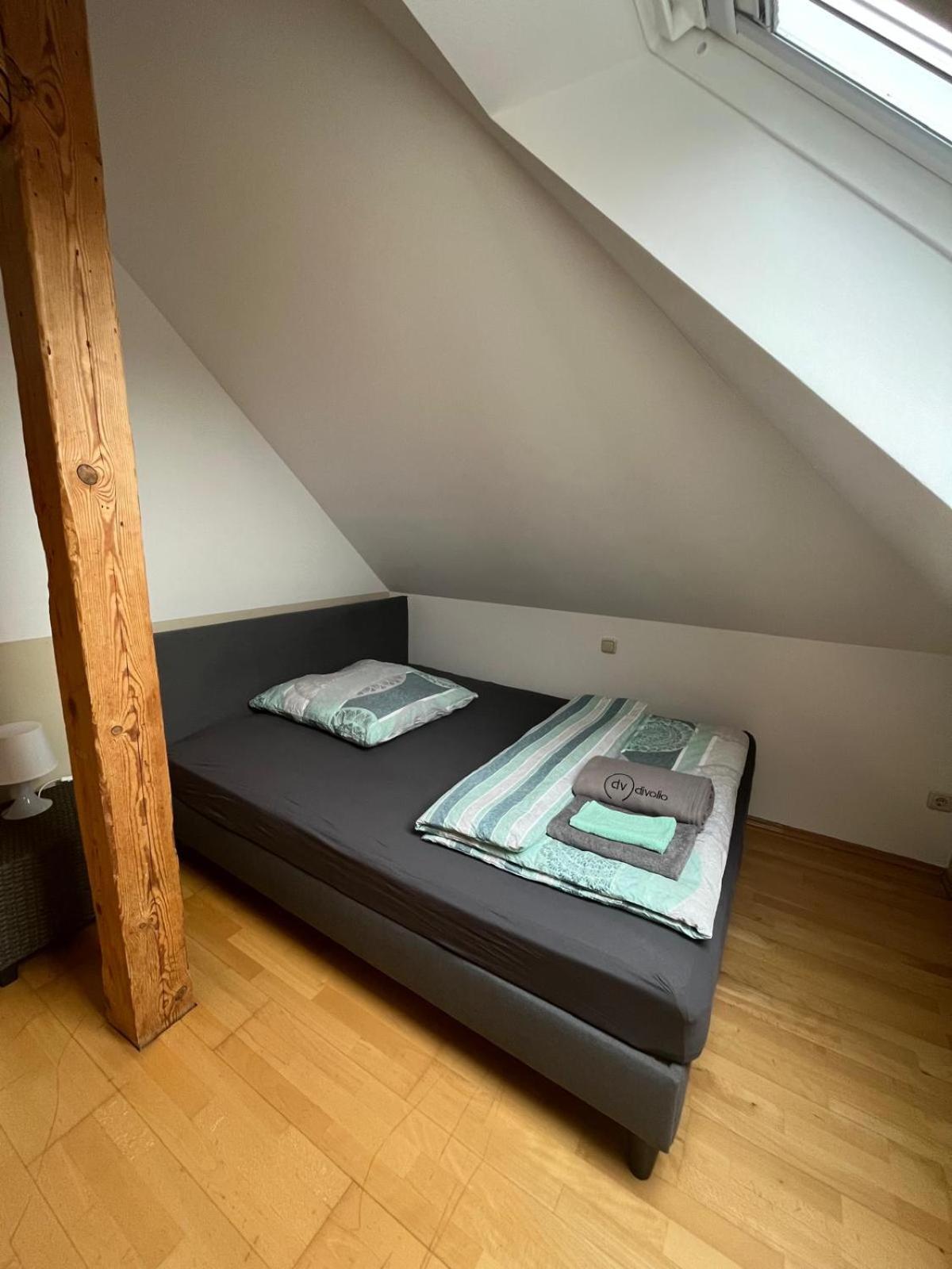 Doppelzimmer, Tv- Bad, Kuehlschrank- Parkplatz-17 Meine Exterior photo